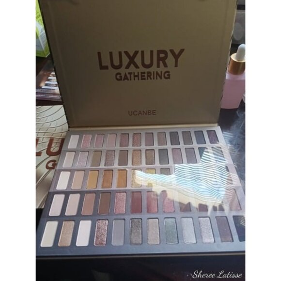 60 Colors Naked Eyeshadow Palette Makeup Brush Set All in One Nude Neutral Smoke - Picture 1 of 3